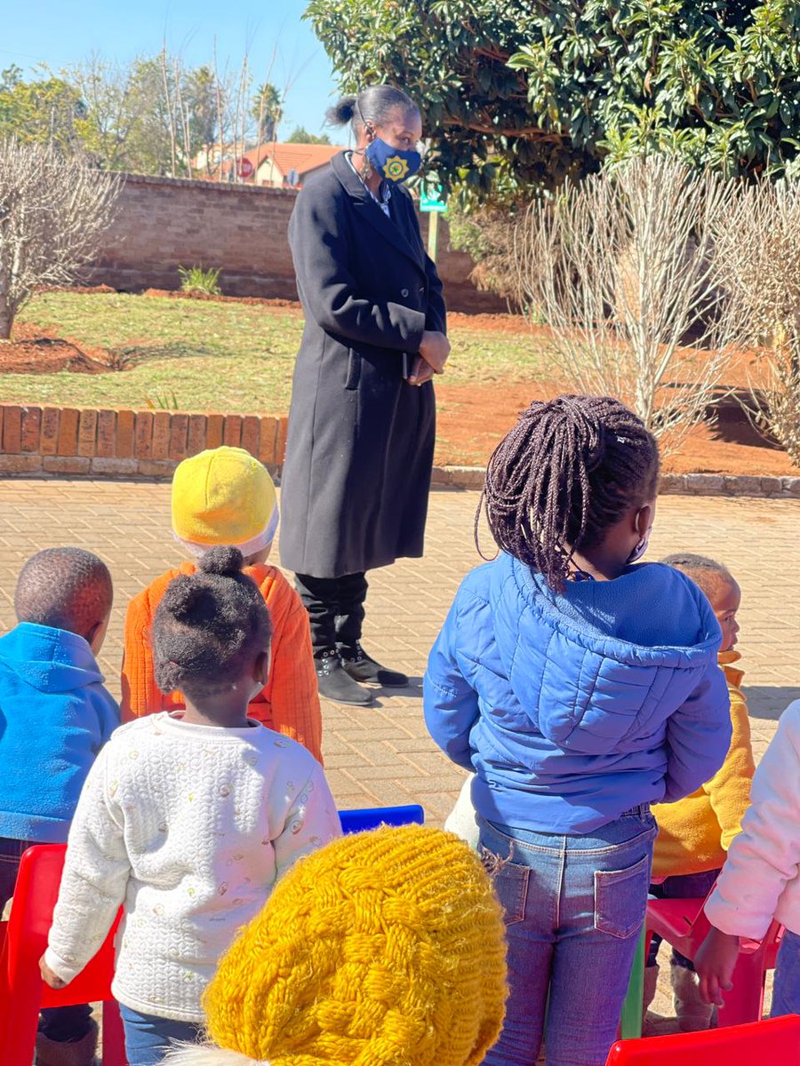 SAPoliceService's tweet image. #sapsGP #SAPS Meyerton members joined various stakeholders at the Agape Nursery School as part of #ChildProtectionWeek2022.  Const Zazini addressed the children and cautioned children on matters which could affect their wellbeing and safety. SW