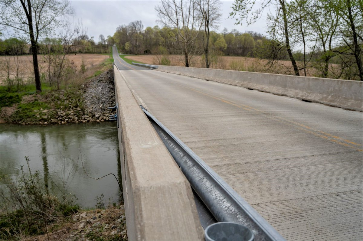 BridgingKY's tweet photo. Although some bridges need a complete replacement, not all of them do. This Allen County bridge was repaired in 2020, making it safer and prolonging its service life for the surrounding community. https://t.co/U3AxKNRMdM