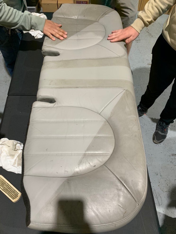 leatherrepairuk's tweet photo. Take a look how this leather looks after a good deep clean the difference is amazing .

https://t.co/h0waeZW7Ym

#leathercleaner #lrc1 #lrcleather https://t.co/o1ioTrGDIP