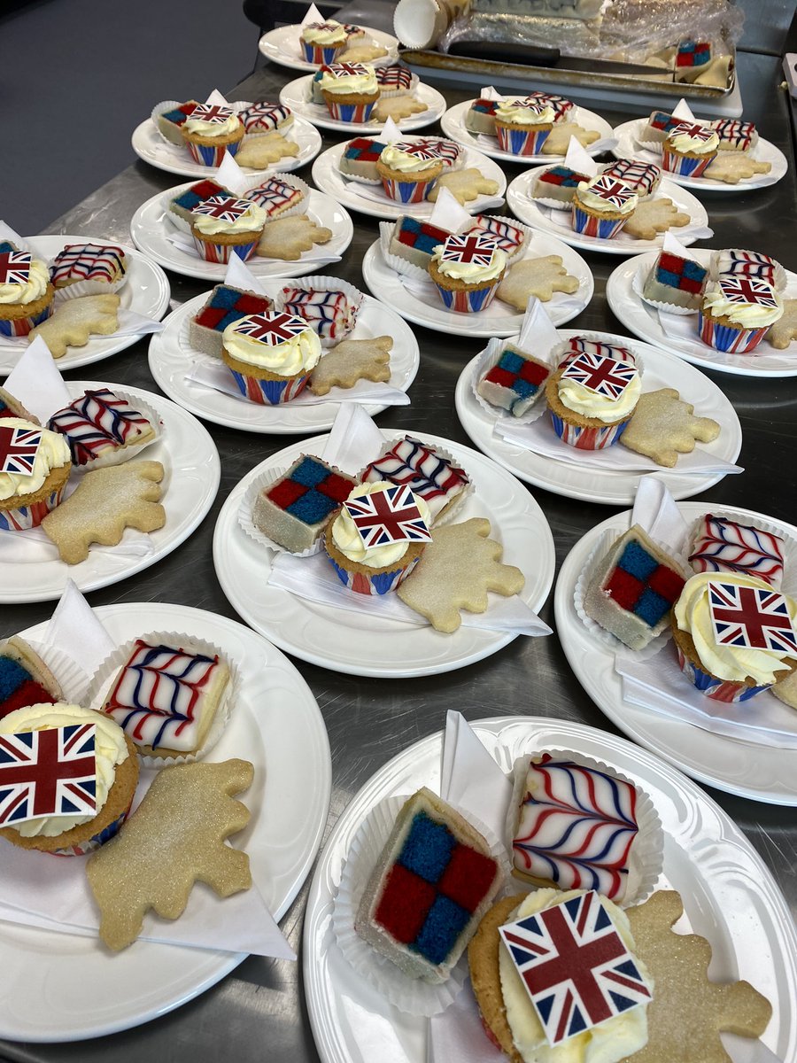 CulArtsFifeColl's tweet photo. Well done to the Foundation Apprenticeship Hospitality students who kicked off the Jubilee celebrations. 
What says British more than fish and chips, toad in the hole and scones washed down with good old English tea.  🇬🇧 @DywScp https://t.co/7jV65An3md