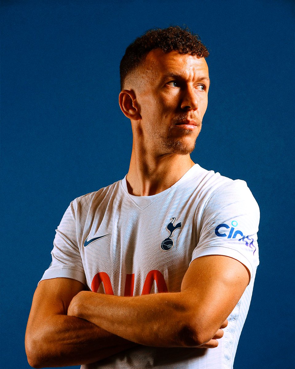 SpursOfficial's tweet photo. Let's get down to business 💼 https://t.co/VBqCKsONe1