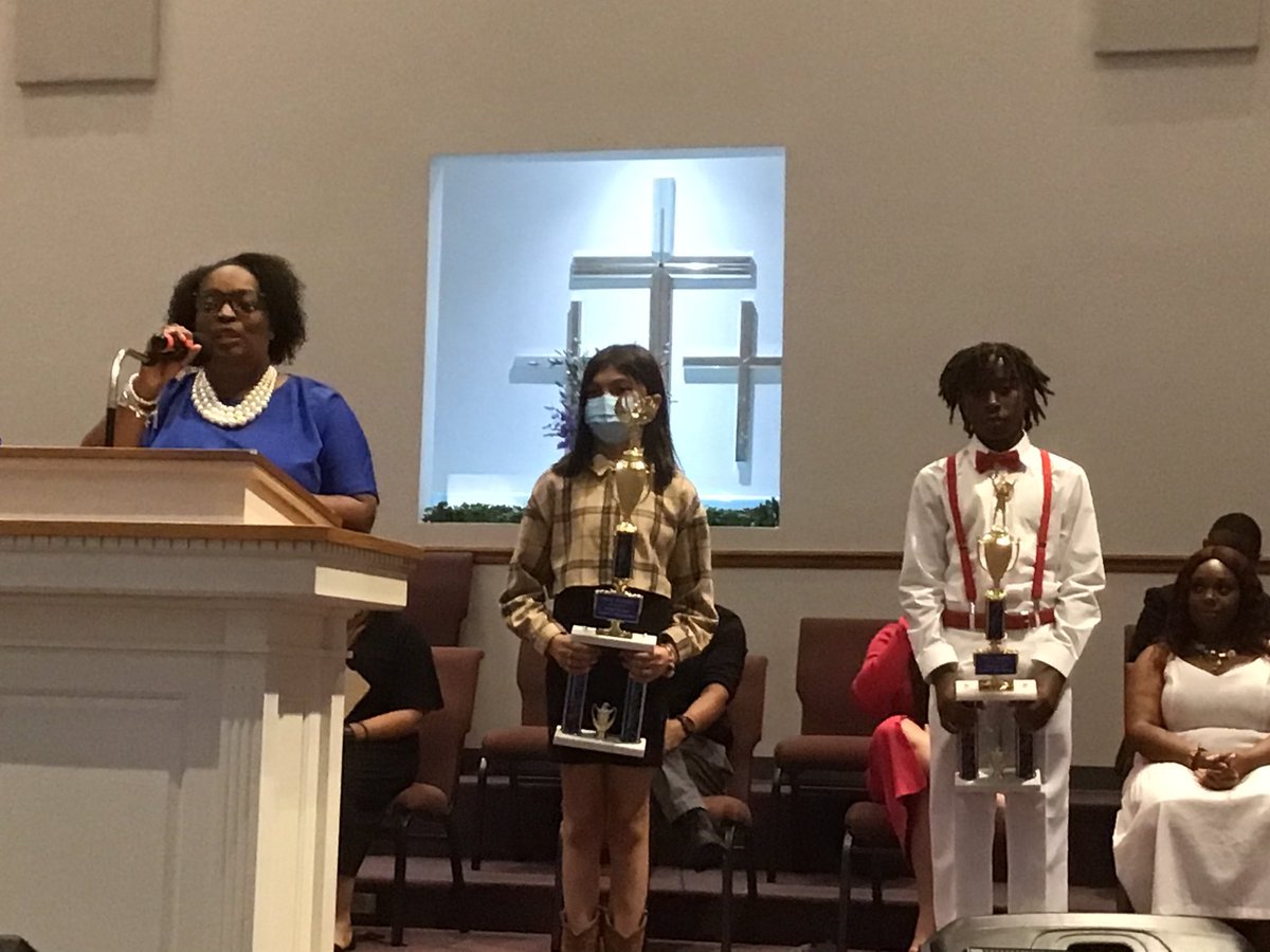 bechetta's tweet photo. Christene Moss scholars celebrate their 5th grade promotion! These soaring eagles are sure to go far! This is just the beginning!! https://t.co/WGrmXAdOcN