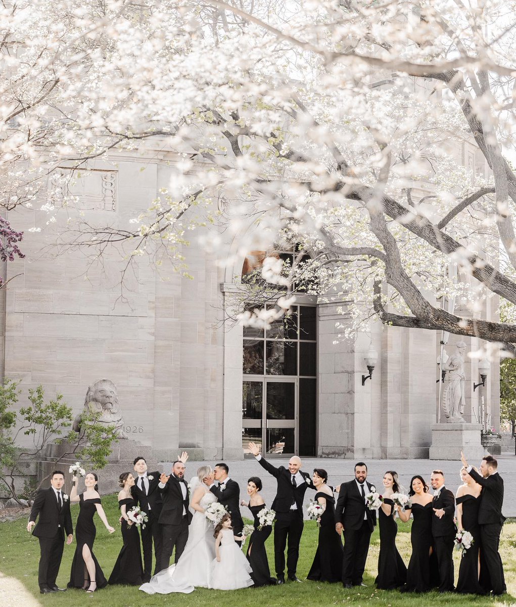 liberty_grand's tweet photo. Moments that last a lifetime ๐ค
๐ธ: @everlastingmoments
#libertygrand #libertygrandtoronto #wedding #luxurywedding #iconic #torontowedding #weddingvenue #libertygrandto #toronto #torontoevents #torontoeventplanner #weddings #spring #weddingseason #weddinginspo2022 https://t.co/upJsJGwoz9