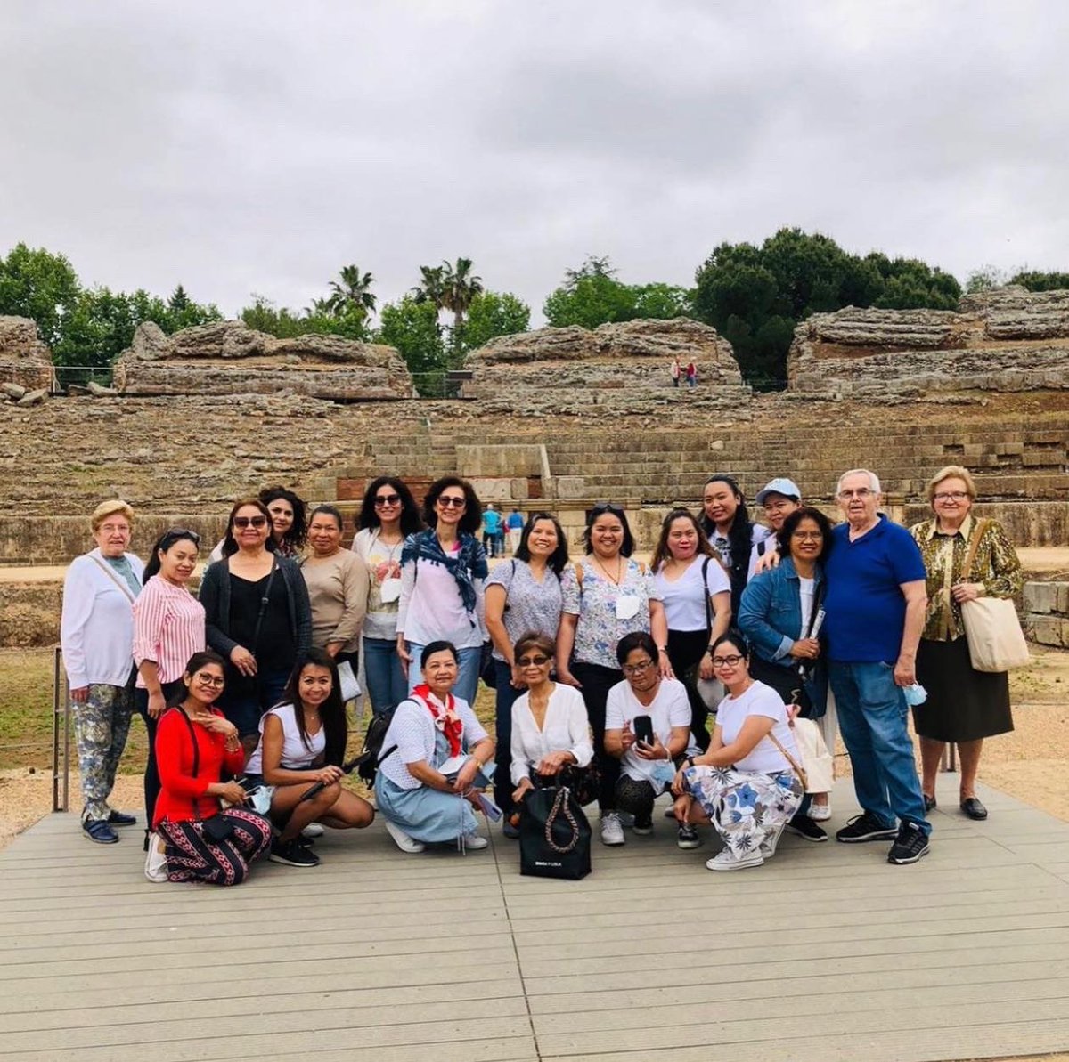 PRODEAN_org's tweet photo. Las beneficiarias del Proyecto Transfrontera realizan una excursión a Mérida. Os contamos todo lo que visitaron 👉🏻 https://t.co/ApHg70oDPr #proyectotransfrontera #prodean #integracionsocial #merida #construyeunmundomejor https://t.co/YjLgCuVnTH