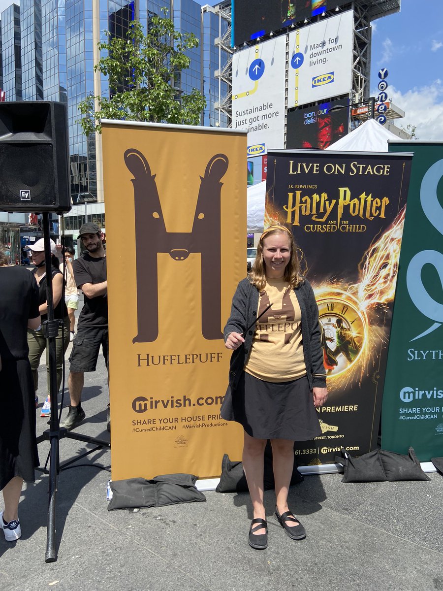 Kelly_M_516's tweet photo. @Mirvish @CursedChildCan Enjoying #CursedChildDayTO #HarryPotter #KeepTheSecrets https://t.co/BxJXLv7YkT
