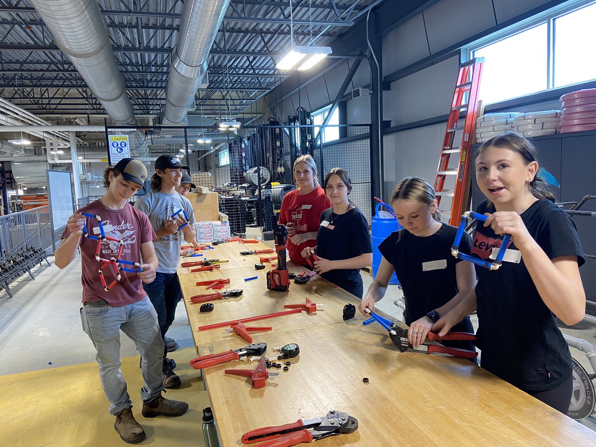 Christine Moore tweet media