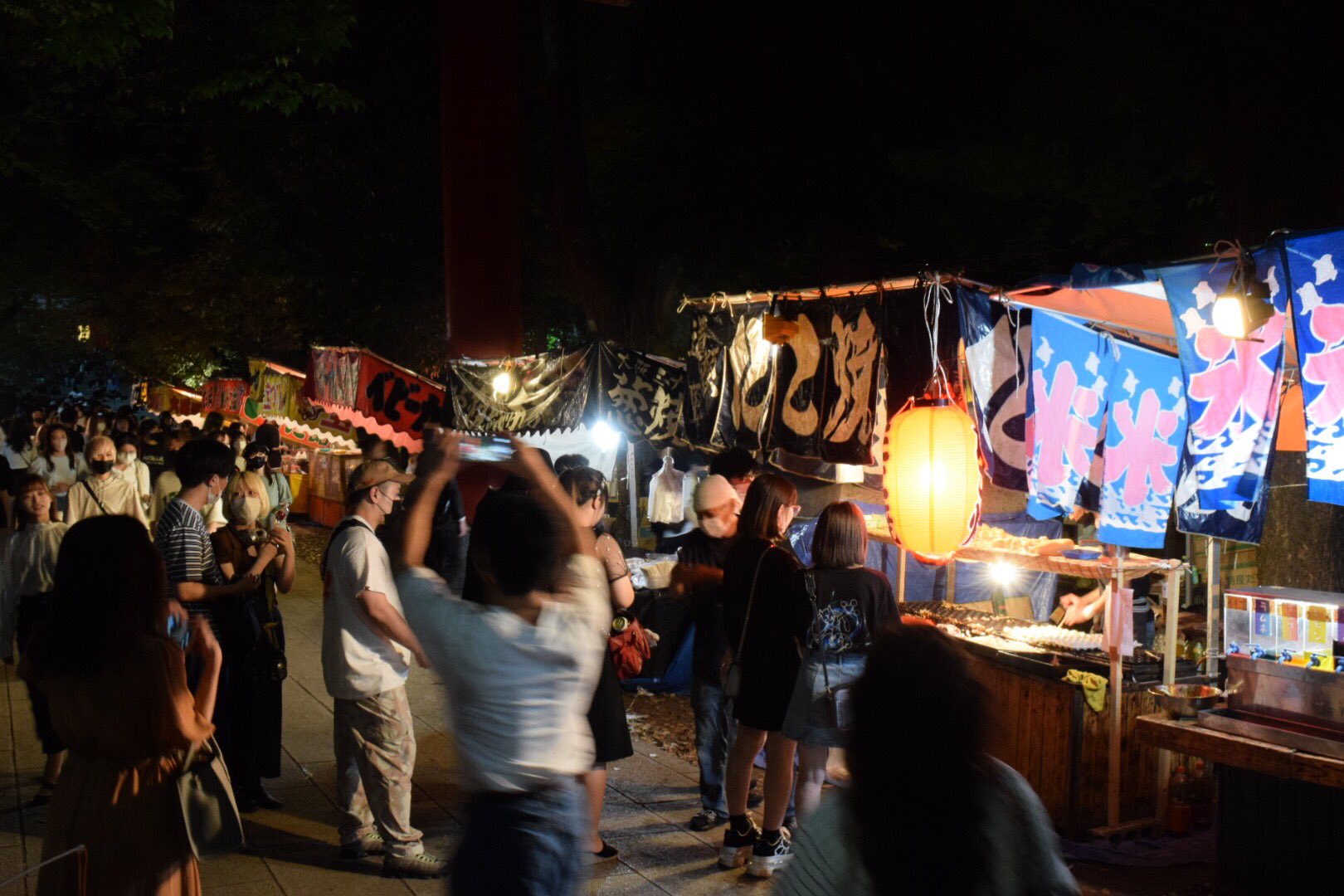 تويتر Sekinema على تويتر 日曜日に通りがかった花園神社例大祭の屋台 T Co Sxqewqceje