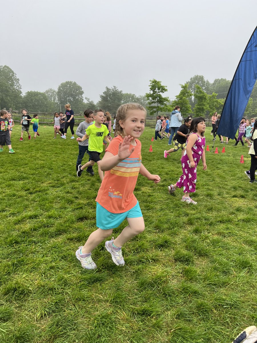 AGCharter's tweet photo. Last week our K-3 students participated in the Boosterthon Fun Run!
#agcharter #spiritandsuccess https://t.co/GC69i0bjB7
