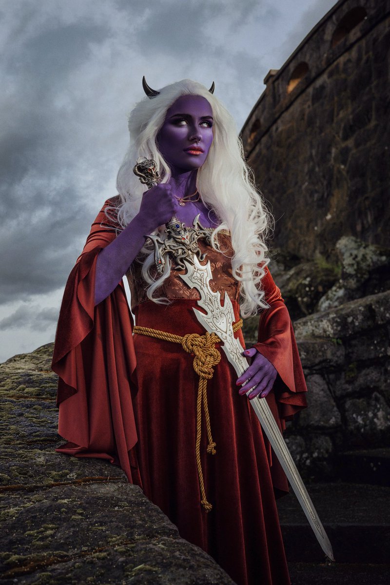 🗡️ GIVEAWAY! ✨
Sarah Wild's Divine cosplay collection drops 6/2! To celebrate, we are giving away a 1/1 piece from the drop!

To Enter:
✨Follow <a href="/iamsarahwild/">SarahWild.eth (NFT cosplayer)</a> &amp; <a href="/thedivinenft/">The Divine✨</a>
✨Like &amp; RT
✨Tag 2 magical friends in the comments

Winner announced Thursday at 8pm EST in spaces!