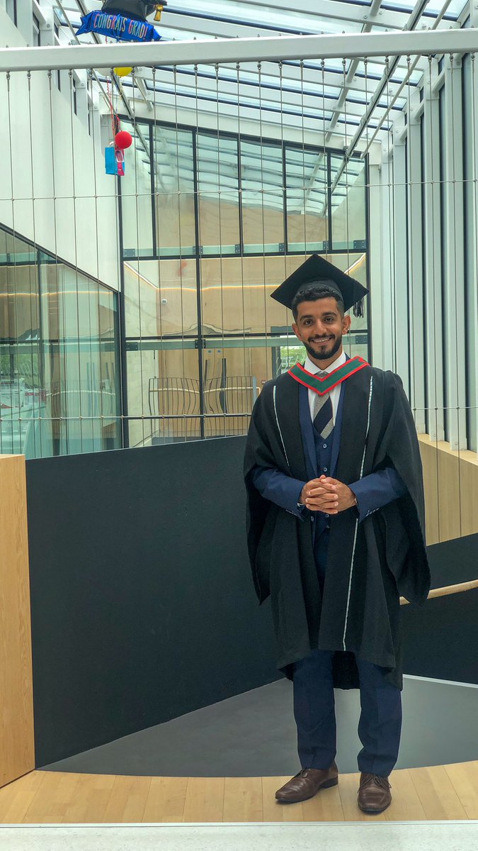 👨‍🎓