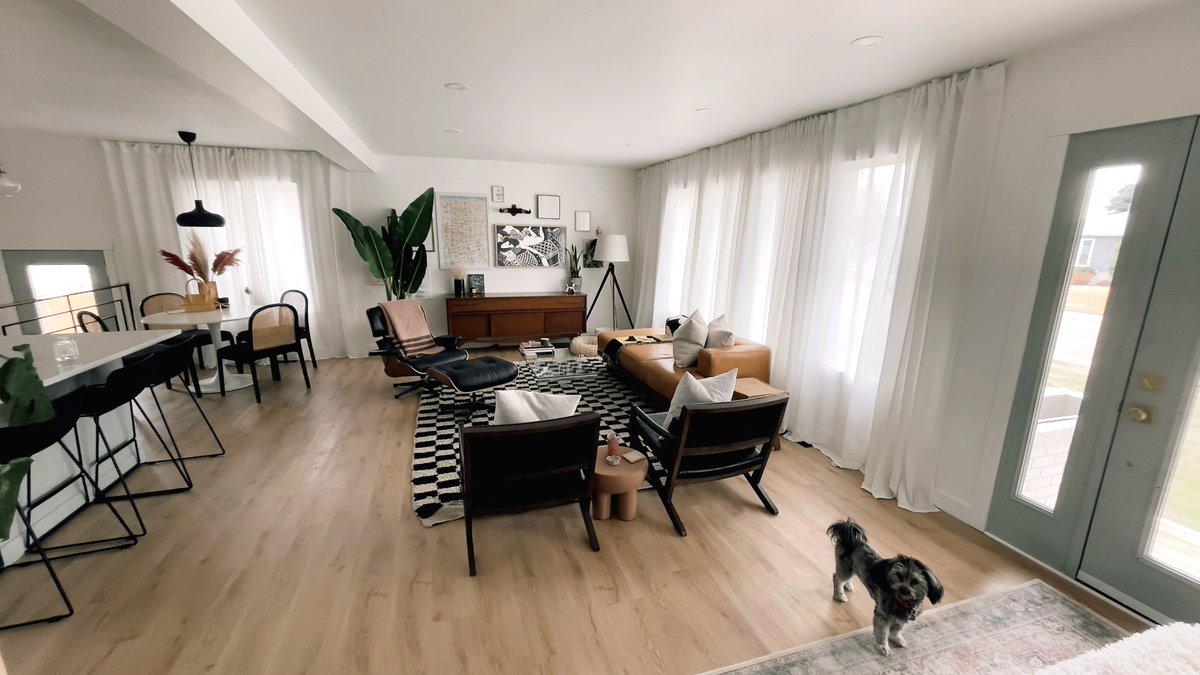 Beautiful flooring for where your life happens. 🙏💖
•
Flooring - Sand Dance
Collection - SolidCore
•
Visit our website and order free samples:
bit.ly/3tXXmPs