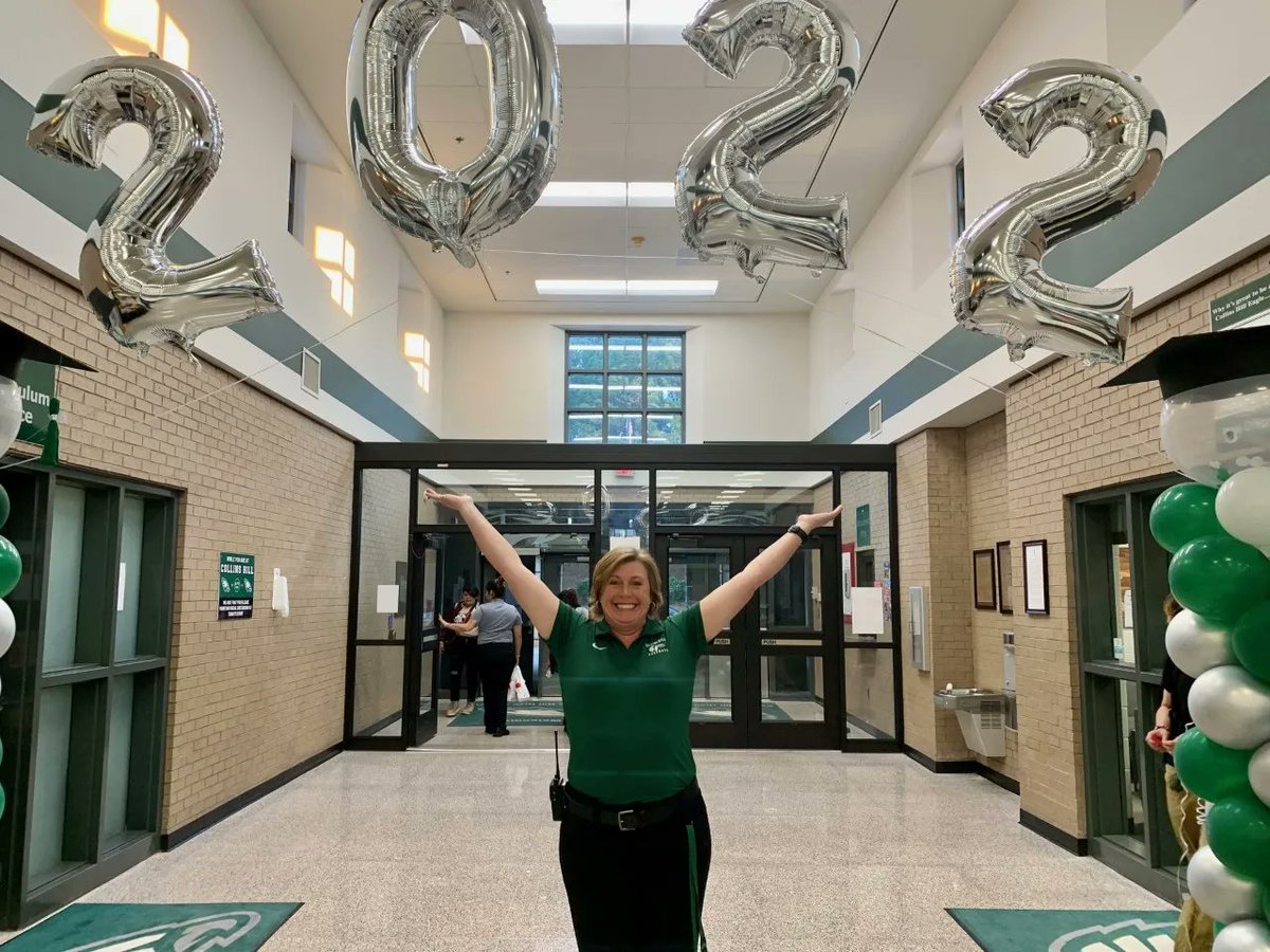 collinshill's tweet photo. And that's a wrap! Thank you so much for your dedication and service to the Collins Hill students, faculty, staff, and community, Mrs. Wing. We love you and hope that you enjoy retirement! https://t.co/tttVyQJcHX