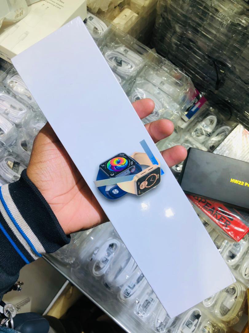 Dabox_Store's tweet photo. الساعة الذكية Series 7 iwo7 Smart Watch المميزة جداً🔥 متوفرة الان للطلب…

السعر:24,000
توجد خدمة توصيل سريع وخدمة تغليف الهدايا🎁
to order DM us or Whatsapp https://t.co/MzMQMsW5ab https://t.co/vEiQk9JxlD
