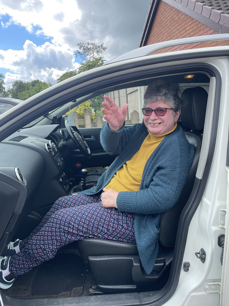 #TherapyTuesdays 📸👋🏼:
Florence achieves her goal of being able to transfer in/out of a car!

Myself and Dave (Physio) are now continuing to practice with family so Flo can get out and about without the need of a wheelchair taxi 😆 

<a href="/boltonnhsft/">Bolton NHS Foundation Trust</a> <a href="/GMNISDN/">GM Neurorehab & Integrated Stroke Delivery Network</a> #boltonAHPs