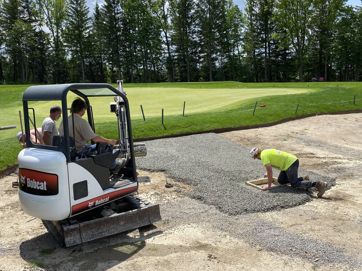 Tough couple of days in the trenches but the crew is making Gr8 progress with this <a href="/CapConGolf/">Capcongolf</a> install. <a href="/Allturf_Ltd/">Allturf</a>