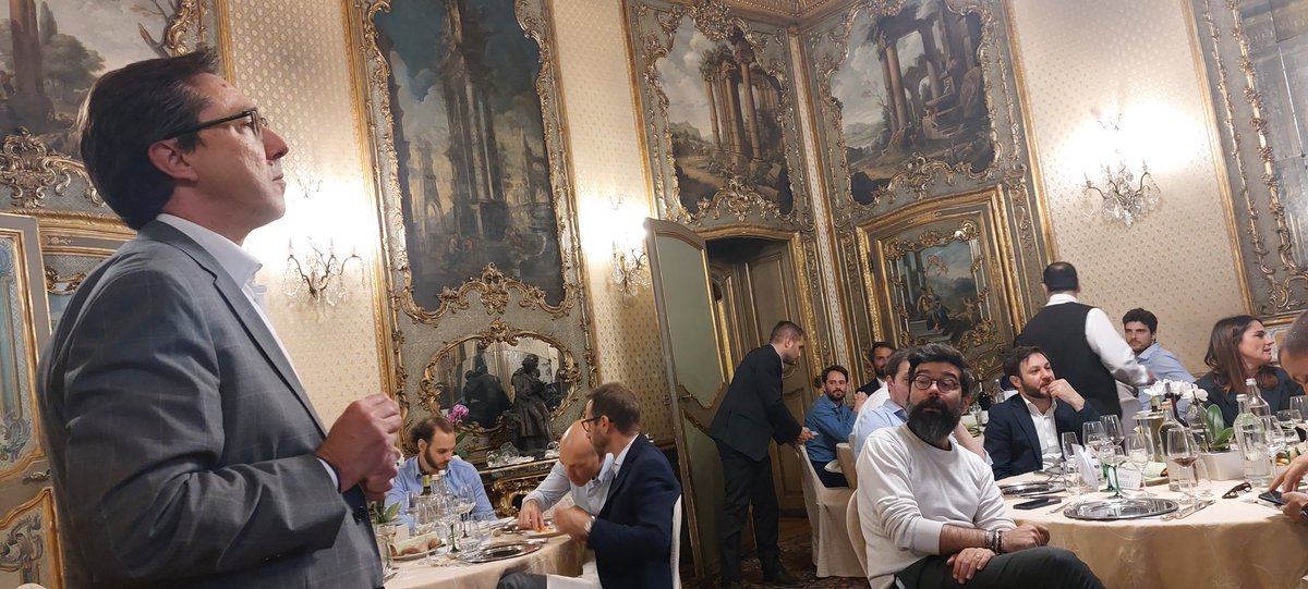 Il movimento Giovani Imprenditori oggi come ieri è il binomio #Cuori&amp;cervelli!|ricorda #andrearomiti presidente dal 2007. Anni di presenza sul territorio come  le ambulanze per i prematuri. Il GGI è scuola d impresa ed un master in relazioni industriali. #uisocial [staytuned]