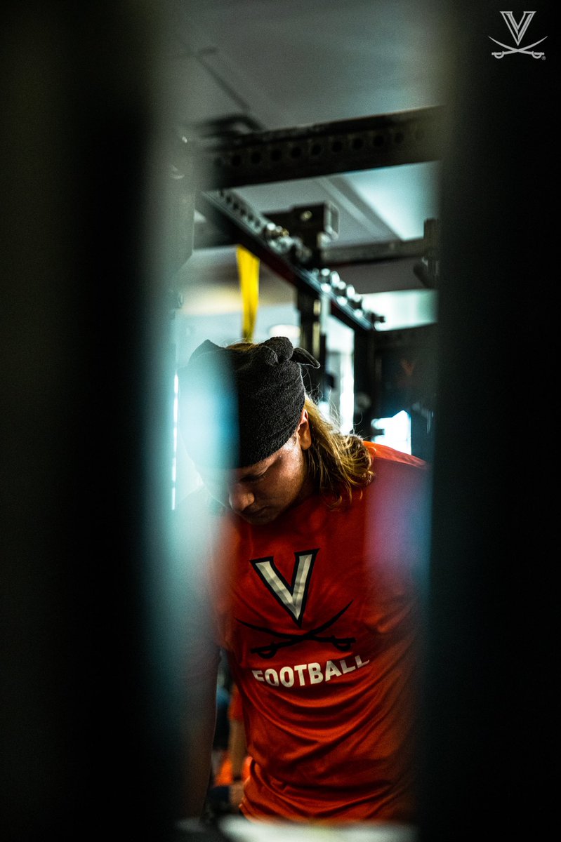 UVAFootball's tweet photo. 𝙏𝙝𝙚 𝘾𝙤𝙣𝙨𝙩𝙧𝙪𝙘𝙩𝙞𝙤𝙣 𝙋𝙝𝙖𝙨𝙚⚒ #𝙁𝙞𝙧𝙨𝙩𝘿𝙖𝙮𝙊𝙪𝙩🗣

#GoHoos⚔️ https://t.co/W6QdVOSXHJ