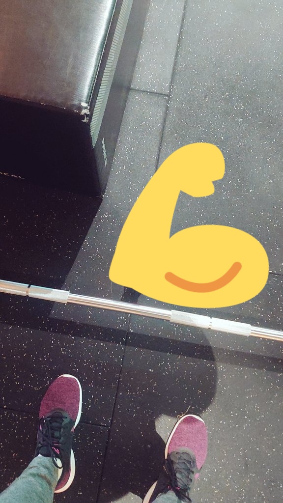 apollos_grace's tweet photo. Bitches be liftin'
#gamergirl #gettingfit #fitnessgirl #gymgamer #femalestreamer https://t.co/2d8pGc9SLn