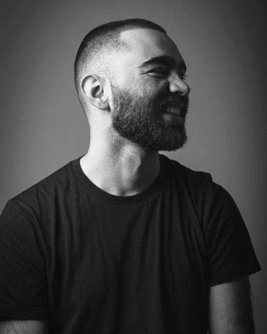 N9T_io's tweet photo. 🇫🇷 Jonas, Notre CEO, Directeur Créatif, Il représente le potentiel créatif du projet.
Il élabore un plan d'action d'après la demande et donne des axes de réflexion à l'équipe.
Doté d'un grand intérêt pour le secteur de la blockchain, Jonas est toujours à la recherche d'innovation https://t.co/i2j6CLPTYj