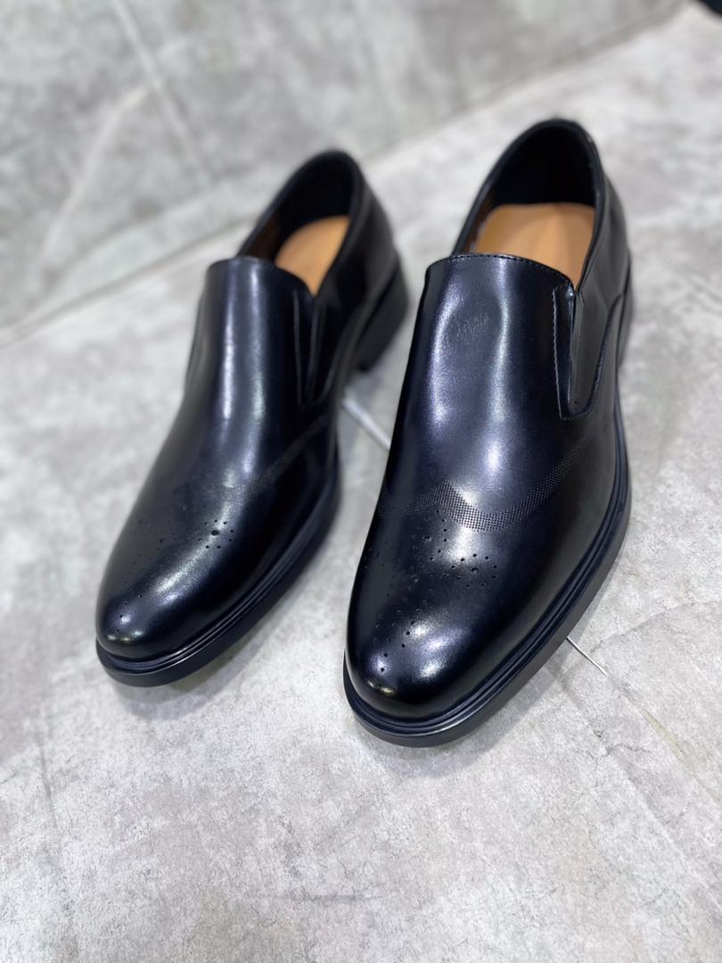 Naberz shoes tweet media