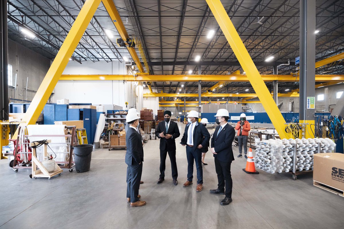 HarjitSajjan's tweet photo. Hier, j'ai annoncé un financement de 7 millions de dollars pour deux entreprises innovantes basées à Richmond. Notre gouvernement soutiendra toujours l'innovation locale #durable. #ColombieBritannique #CBTech https://t.co/ie57vqVuOD