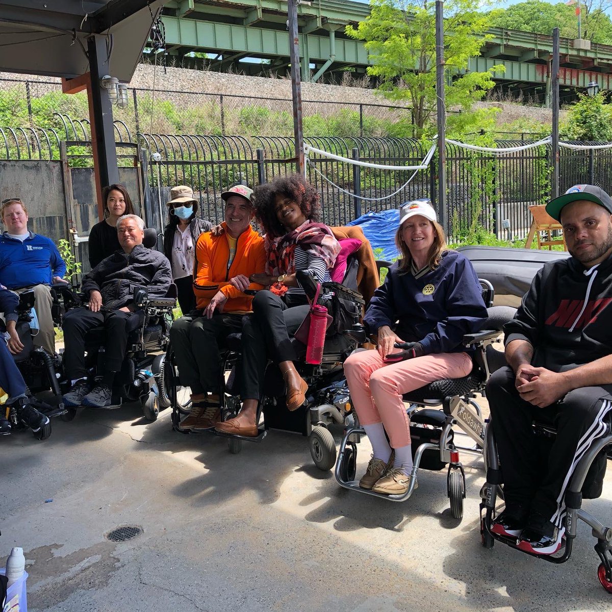 MountSinaiSCI's tweet photo. Our first #AdaptiveSailing event of the season was a success! Thank You #hudsonsailing for partnering up with Mount Sinai #SCI.There are still open spots for our second adaptive sailing event on June 16th. For more information contact: “Woody" at richard.wood1@mountsinai.org https://t.co/oXoYn6Z7ry