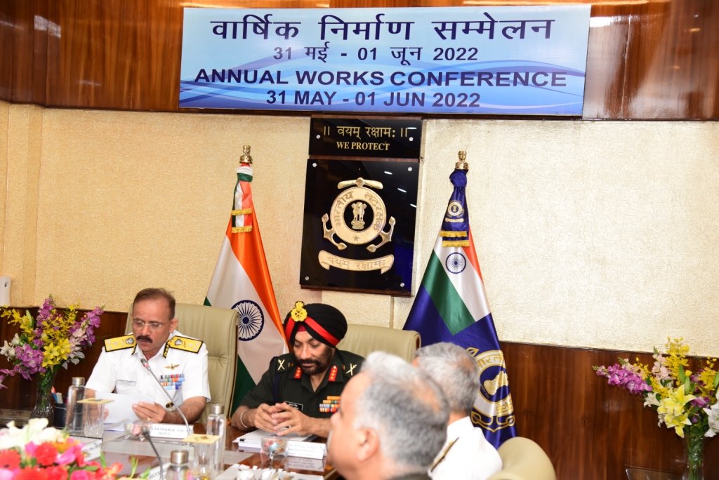 IndiaCoastGuard's tweet photo. Keeping Infrastructural Growth as the prime agenda #EinC Lt Gen Harpal Singh for the first time, co-chaired the Annual works conference with #DGICG in the presence of Regional Commanders.Professional review &amp; interaction focussed on innovative engineering technologies for future. https://t.co/nf4c74Uque