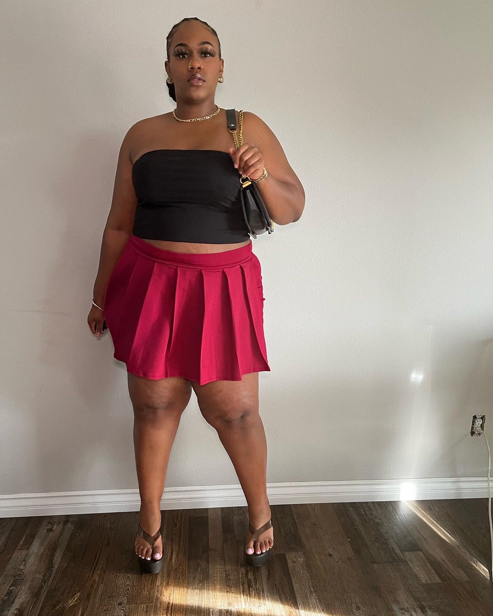 Big Bawdy Racks🛍💜 tweet media