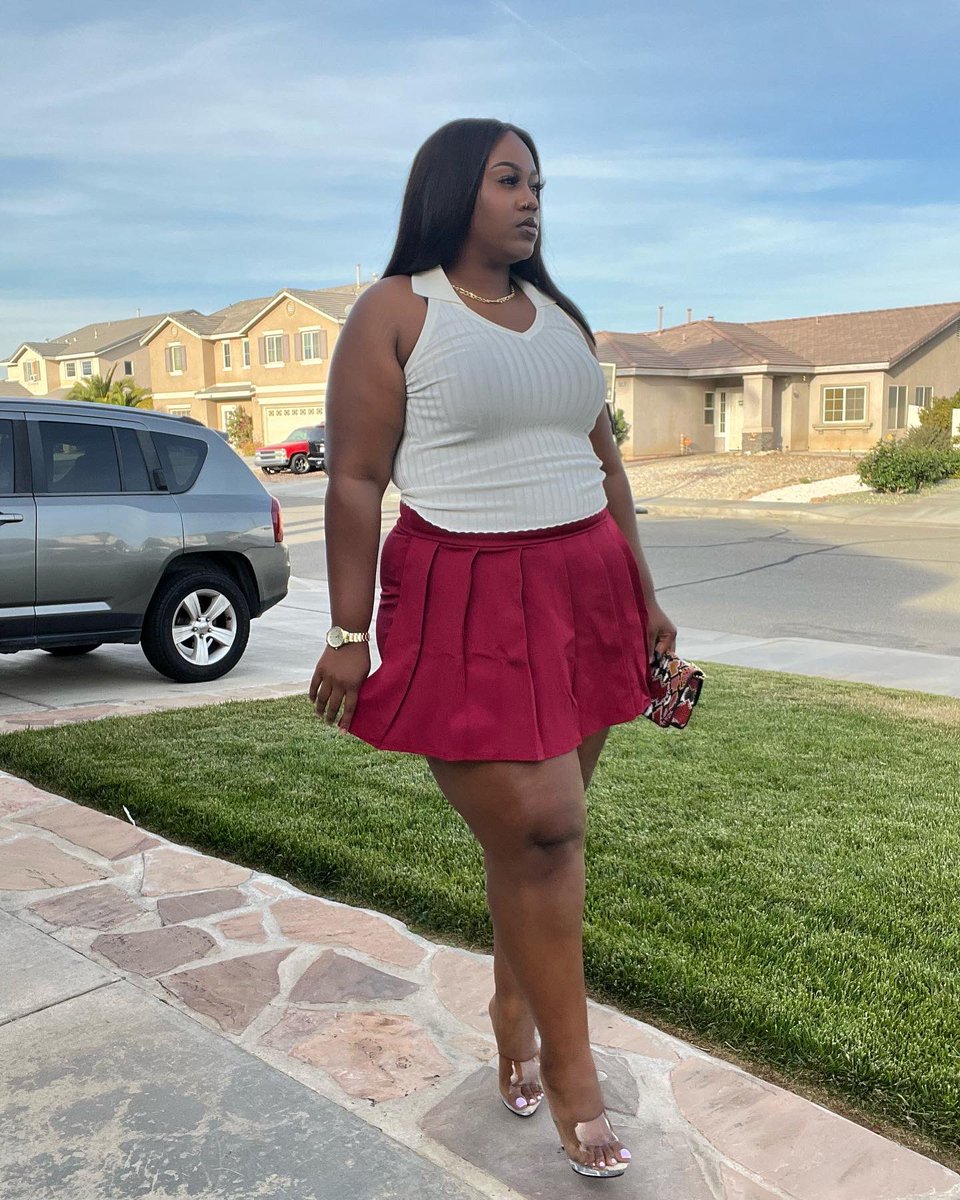 Big Bawdy Racks🛍💜 tweet media