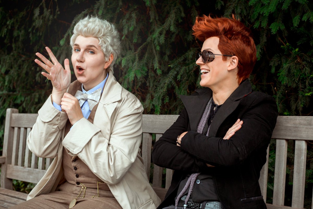 Happy 3rd Anniversary of #GoodOmens TV Show!
Oh what have <a href="/h0neycut/">Marshmallow Angel ❤️🐍😇❤️</a> and me only done without this wonderful series. I'm still in love and we were still planning more versions of these ineffable boys 😁🙏
#GoodOmens #cosplay #whereisseasontwo??