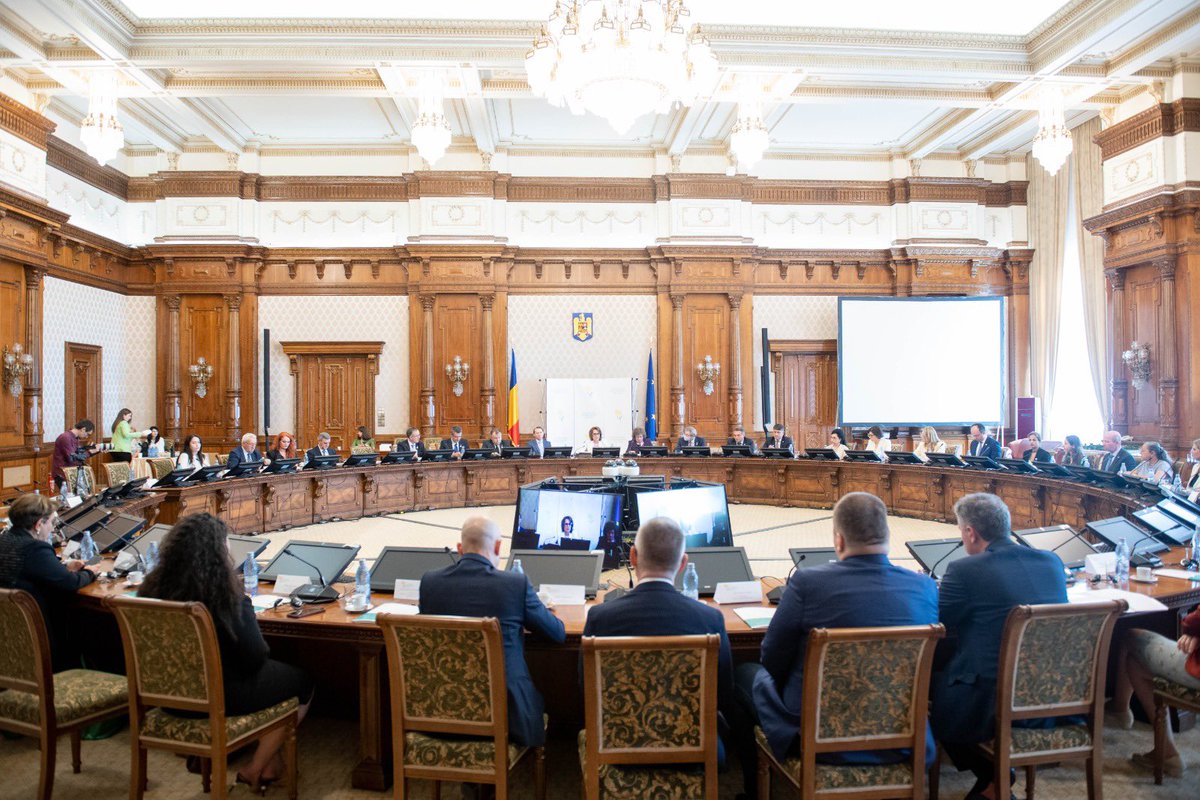 MGeanta's tweet photo. East-West inequalities in cancer, the cornerstone of #BECA, can only be solved in Eastern Europe.
In Bucharest, Sofia, Vilnius, Riga, Belgrade, Pristina or Chisinau, not elsewhere.
European funds must follow this reality. https://t.co/oKHiM44lnw #BECA #ReThinkHealth #InoMed https://t.co/MafXt91yNh
