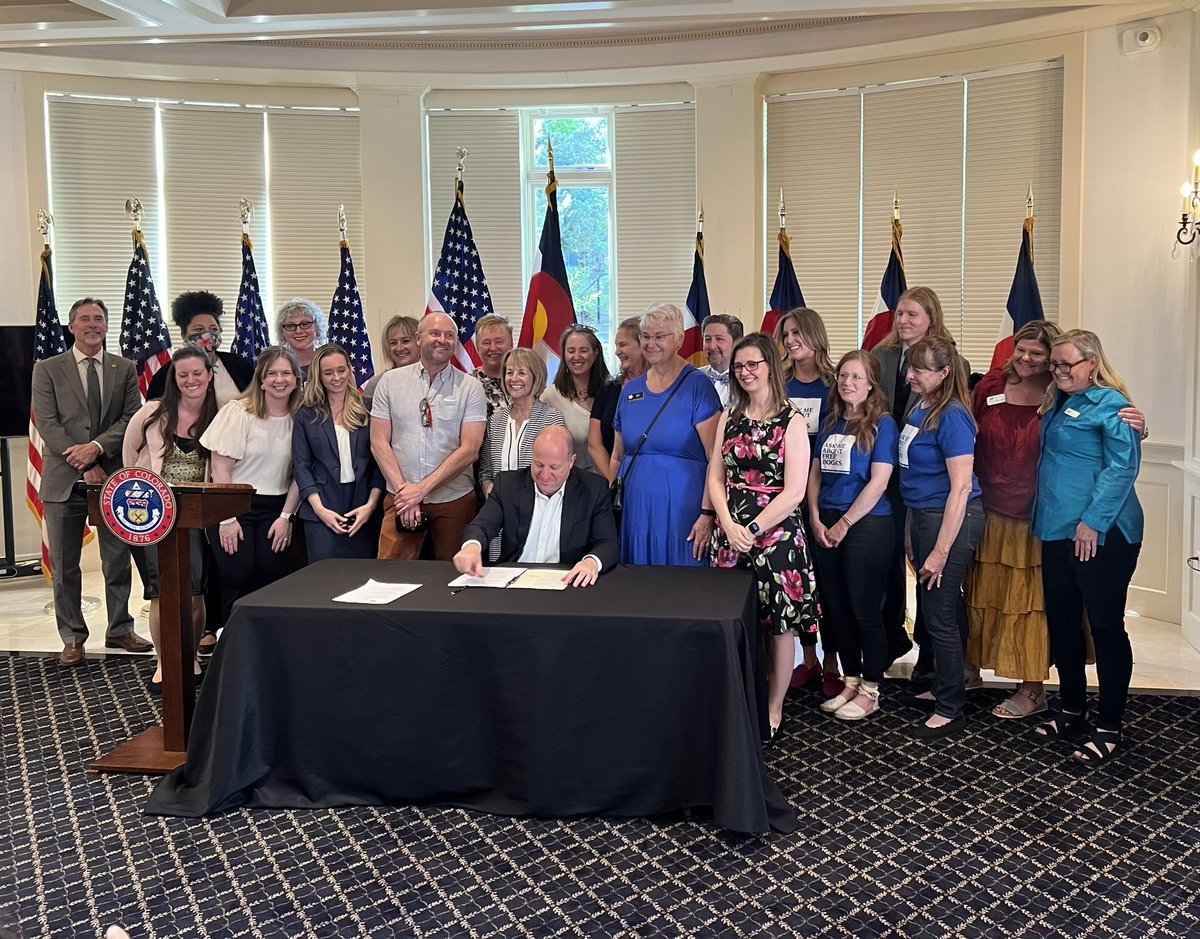 AshleyCartun's tweet photo. @kathyschultz22 @MsIncrediBohl @cueducation Thank you, @kathyschultz22 ! Such an exciting moment for our state. https://t.co/Fj6DA6tE0O