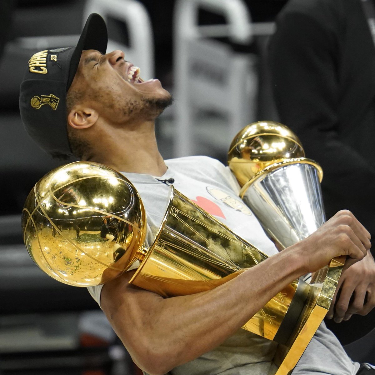 Legion Hoops tweet media