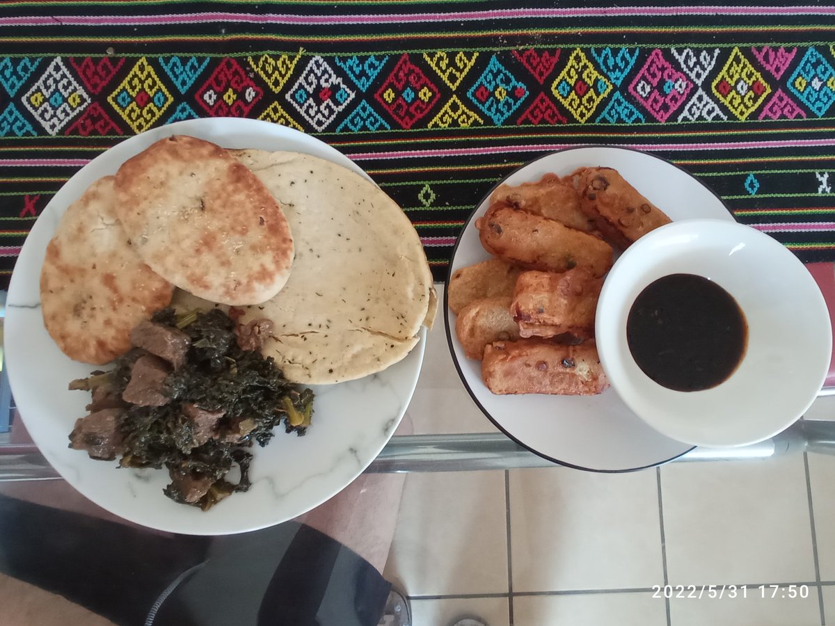 Collaboration 😁
Beef sukuma wiki with tempe goreng tepung😋

#kenyanandindonesian