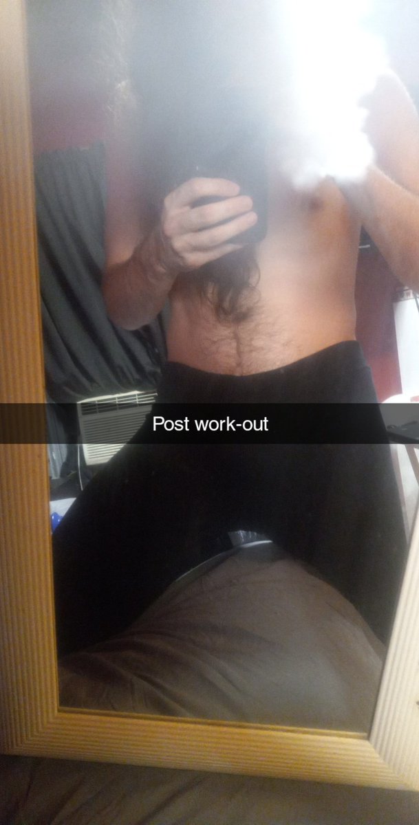 DebosscherRyan's tweet photo. #workout #postworkout #healthy #bodypositivity #bodypositive #bodypro #nerd #geek #pcgamer #ryansfine https://t.co/lgvJKgD3F6