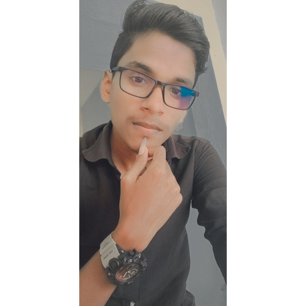 1lyPrakash's tweet photo. #NewProfilePic https://t.co/QJP7MY7QeC