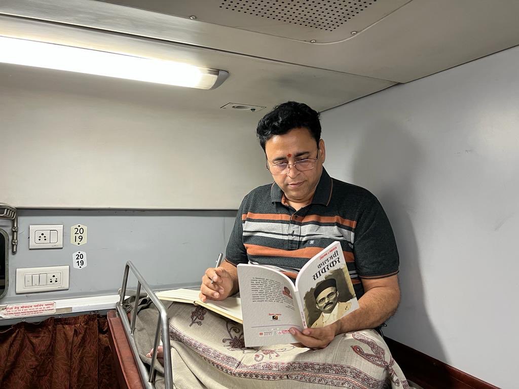 Sunil Deodhar tweet media