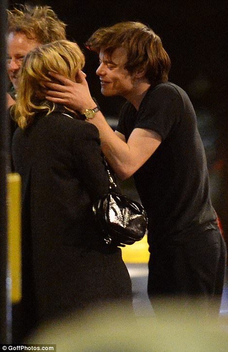 blairsfr's tweet image. they just walk around looking like they came straight out of a romcom movie