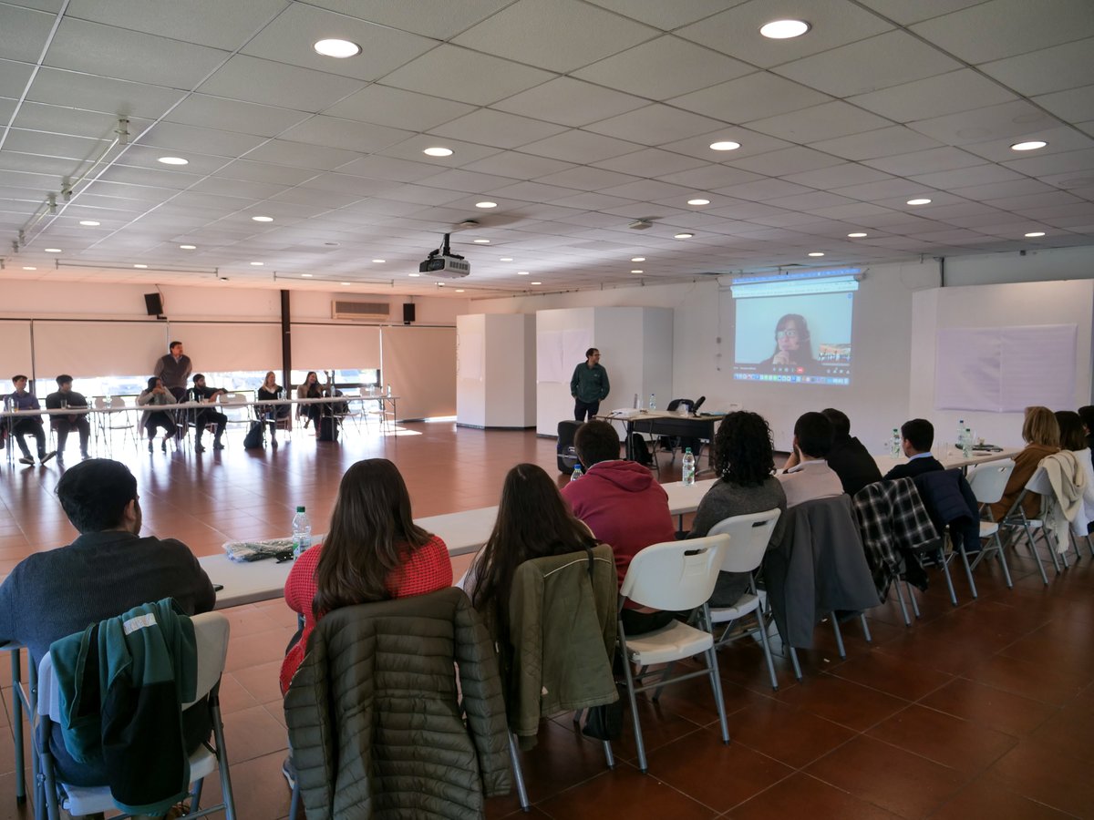 qalified's tweet photo. ¡Qué lindo volver a vernos! 🤩
En el día de ayer nos juntamos para compartir e idear juntos cómo continuamos aportando en esta disciplina tan linda✨

#TeamQAlified #Test #Testing #Team #SoftwareTesting https://t.co/r4KCN1UqOn