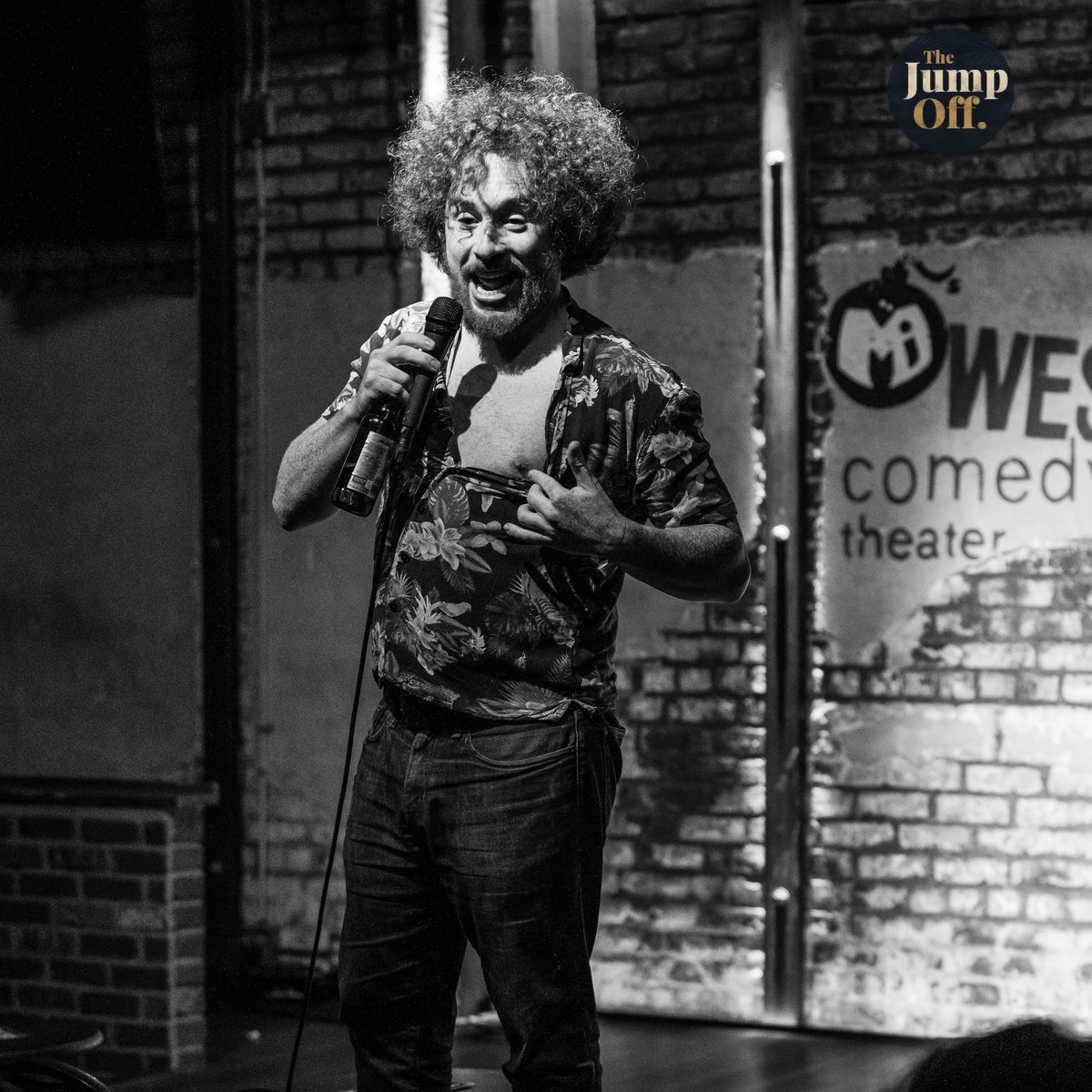 JumpOff_Comedy's tweet image. What an incredible show. Thank you to everybody who came!

@GregFitzShow @nicoleaimee @BradLivesDreams @AliceRHamilton 

The rest of the photos on our IG: @jumpoff_comedy