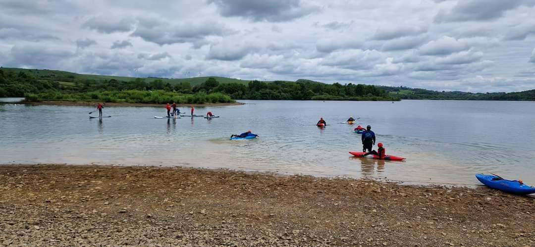 EssexACF's tweet photo. #Kayaking at #Paddleboarding at Carsington Water for #IF27. What are you doing this #Halfterm. #ACF https://t.co/3cwlKYbNNg