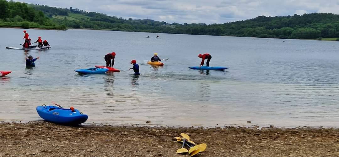 EssexACF's tweet photo. #Kayaking at #Paddleboarding at Carsington Water for #IF27. What are you doing this #Halfterm. #ACF https://t.co/3cwlKYbNNg