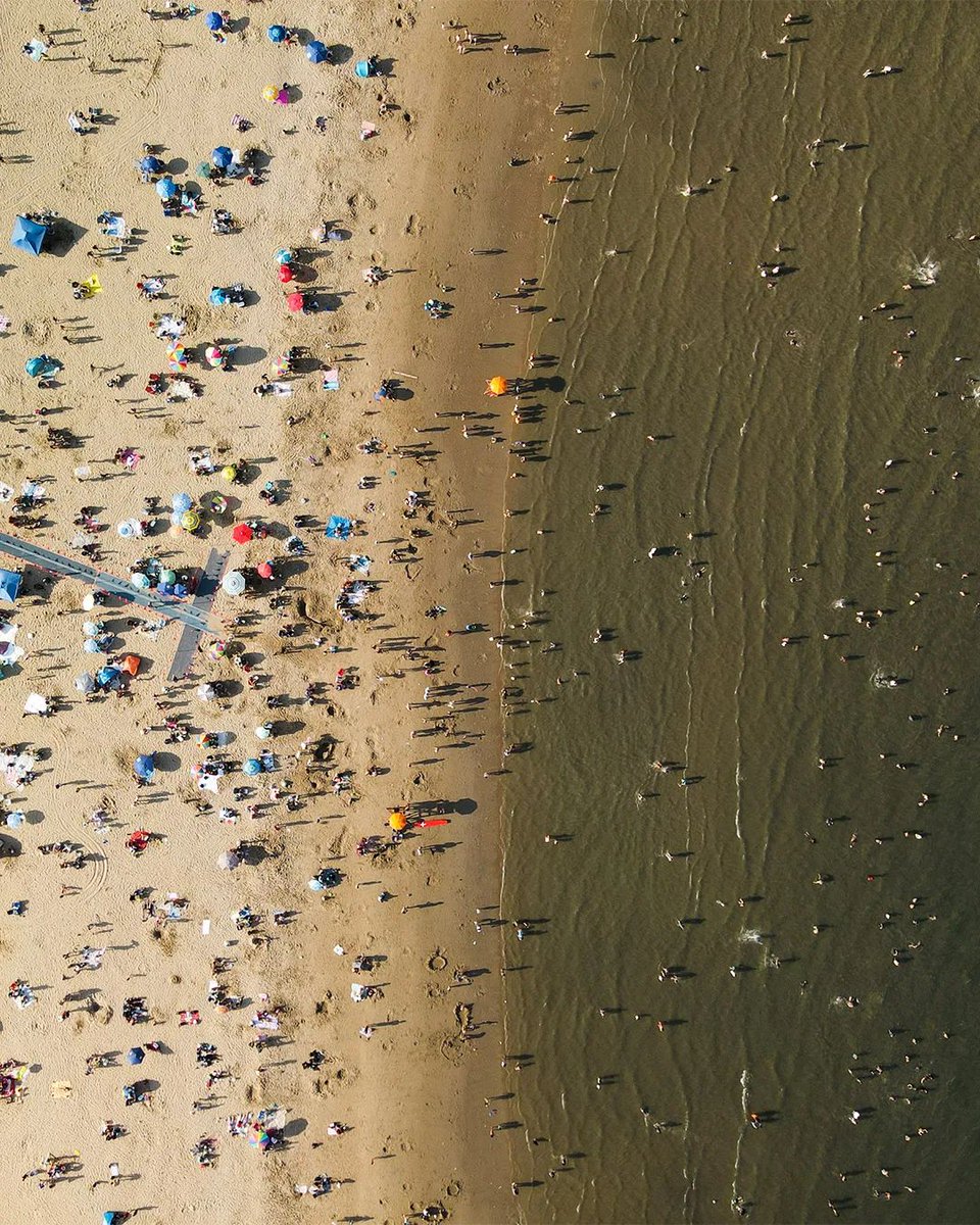 Inthebronxx's tweet photo. 📍Orchard Beach on Memorial Day 
#inthebronx #orchardbeach #thebronx #dji #dronephotography #aerialphotography #enelbronx https://t.co/GcWuWBaUxW