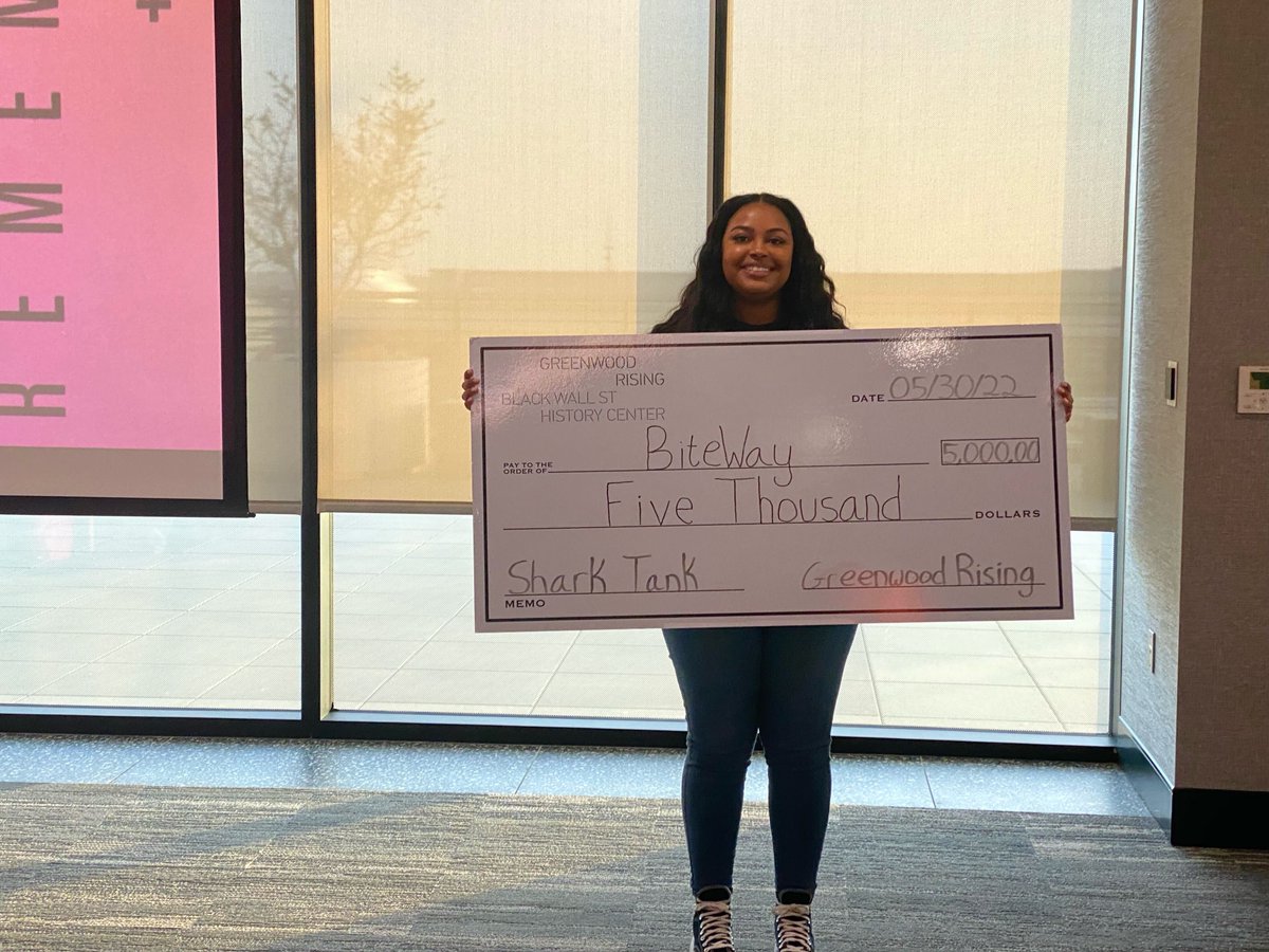 theacthouse's tweet photo. 🗣 Congratulations and Shoutout to @bitewaynutrition for winning @GreenwoodRising's Shark Tank Pitch Competition.
💵 She GOT TO THAT BAG and made sure it was buckled up before she left. We are immensely proud of her and how her team continues to elevate!
#keepactindifferent https://t.co/TAutCkKjhy