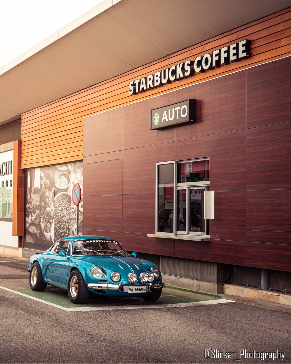 mr85luismiguel's tweet image. Terapia del martes con el tercer pack de 10 fotografias del evento de @roadstr_app "Cars &amp;amp; Coffee".

Ambientazo y pasión por el automóvil.

Todas las fotografías las publicaré en las próximas semanas en mi página web, son unas 60 fotografías.