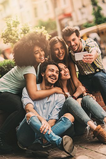 Grab your friends, Let the Sunshine in and the Music draw you into The Kensington Night Market June 2nd 4-9pm Then join us on Tuesday for Market on Stephen Ave June 7th 11-4pm! 
A FEW VENDOR spots left for all our markets further details contact: coordinator@dmeinc.ca