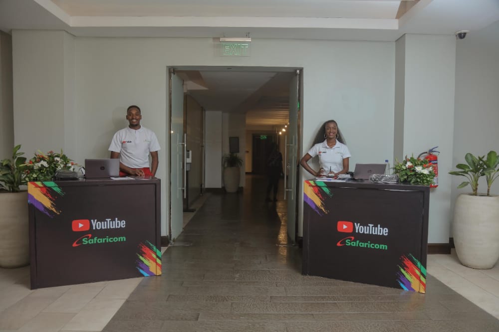 maiyoshar's tweet photo. Wakuu, Safaricom iko kwa forefront supporting local content creation through the transformative power of the internet and giving them an opportunity to earn from the creative economy. @CountryBih @libby_vince @Sintoyian1 @SafaricomPLC
#AfricanVoicesOnShorts
#MwelekeoNiInternet https://t.co/QIxKWJaglW