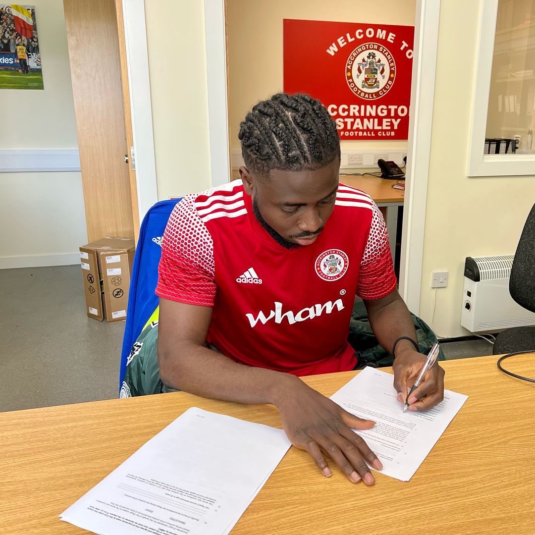 MoSangare44's tweet photo. Another page in my career book is about to be written
Am happy to be back time to make history #induetime let’s goo!! https://t.co/RUOdMRYMjR