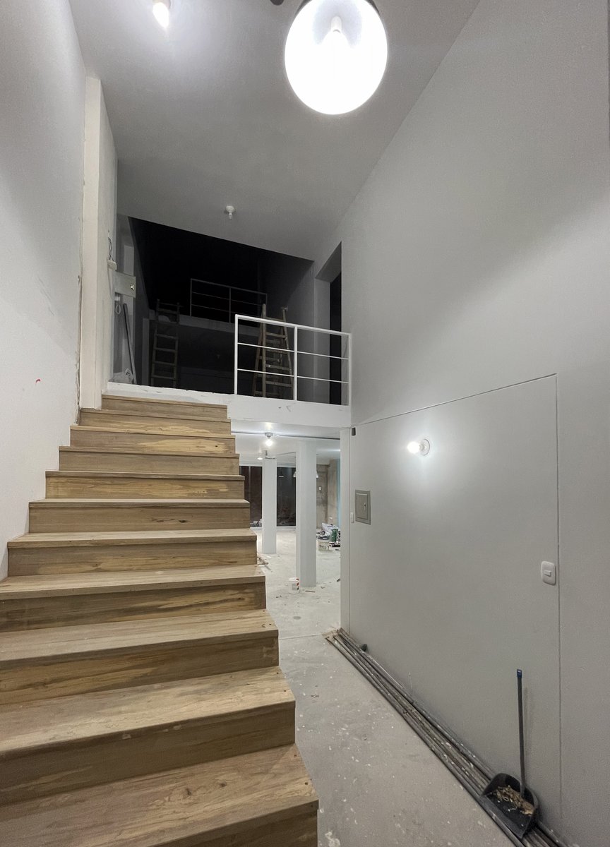 raugaltir's tweet photo. Work in progress
Tuesday morning at #Chiclayo #Perú
#Architectural #Reuse #Residential #Materials #Texture #Concrete #Metal #Wood #Staircase #White #WaterGreen
__
Vivienda #LasPalmas, Chiclayo.
Reform and expansion of house https://t.co/u44PbyofUe