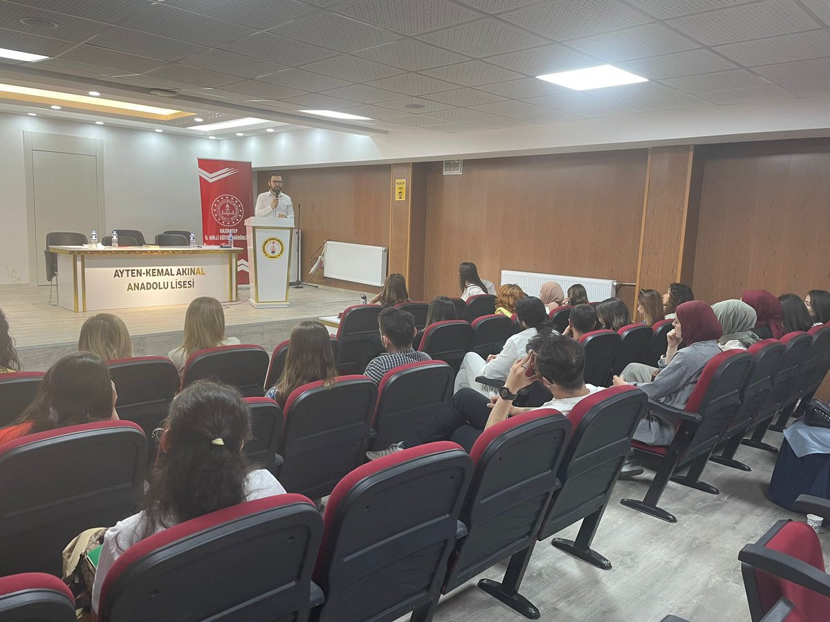 Gaziantep İl MEM AR-GE (@gazianteparge) on Twitter photo ELT Oryantasyon programımız İl Müdür Yardımcılarımız <a href="/M_A_Tiryakioglu/">Mehmet Ali TİRYAKİOĞLU🇹🇷</a> <a href="/altay_tiryaki/">Altay</a> ve İngilizce öğretmenlerimizin katılımıyla tamamlandı. Katkı sunan öğretmenlerimiz Aybüke Çapar Çetin ,Necati Küçükyılmaz ve Pınar İğneler’e teşekkür ederiz.
<a href="/Gaziantep_MEM/">Gaziantep İl Millî Eğitim Müdürlüğü</a> <a href="/yasintepe/">Yasin TEPE</a> ELT Oryantasyon programımız İl Müdür Yardımcılarımız <a href="/M_A_Tiryakioglu/">Mehmet Ali TİRYAKİOĞLU🇹🇷</a> <a href="/altay_tiryaki/">Altay</a> ve İngilizce öğretmenlerimizin katılımıyla tamamlandı. Katkı sunan öğretmenlerimiz Aybüke Çapar Çetin ,Necati Küçükyılmaz ve Pınar İğneler’e teşekkür ederiz.
<a href="/Gaziantep_MEM/">Gaziantep İl Millî Eğitim Müdürlüğü</a> <a href="/yasintepe/">Yasin TEPE</a>